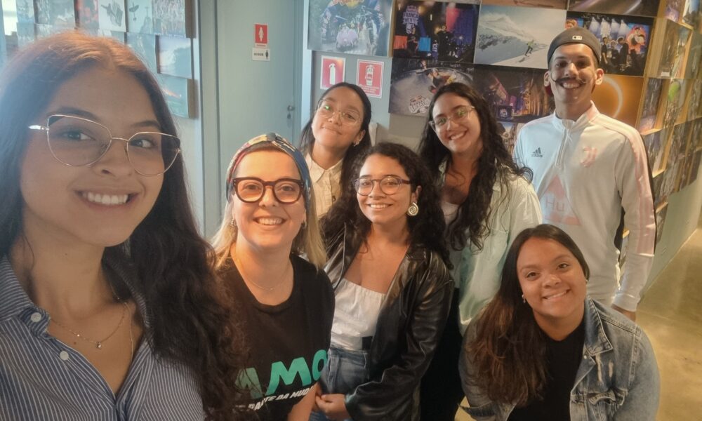 Agência visita escritório da Red Bull Basil