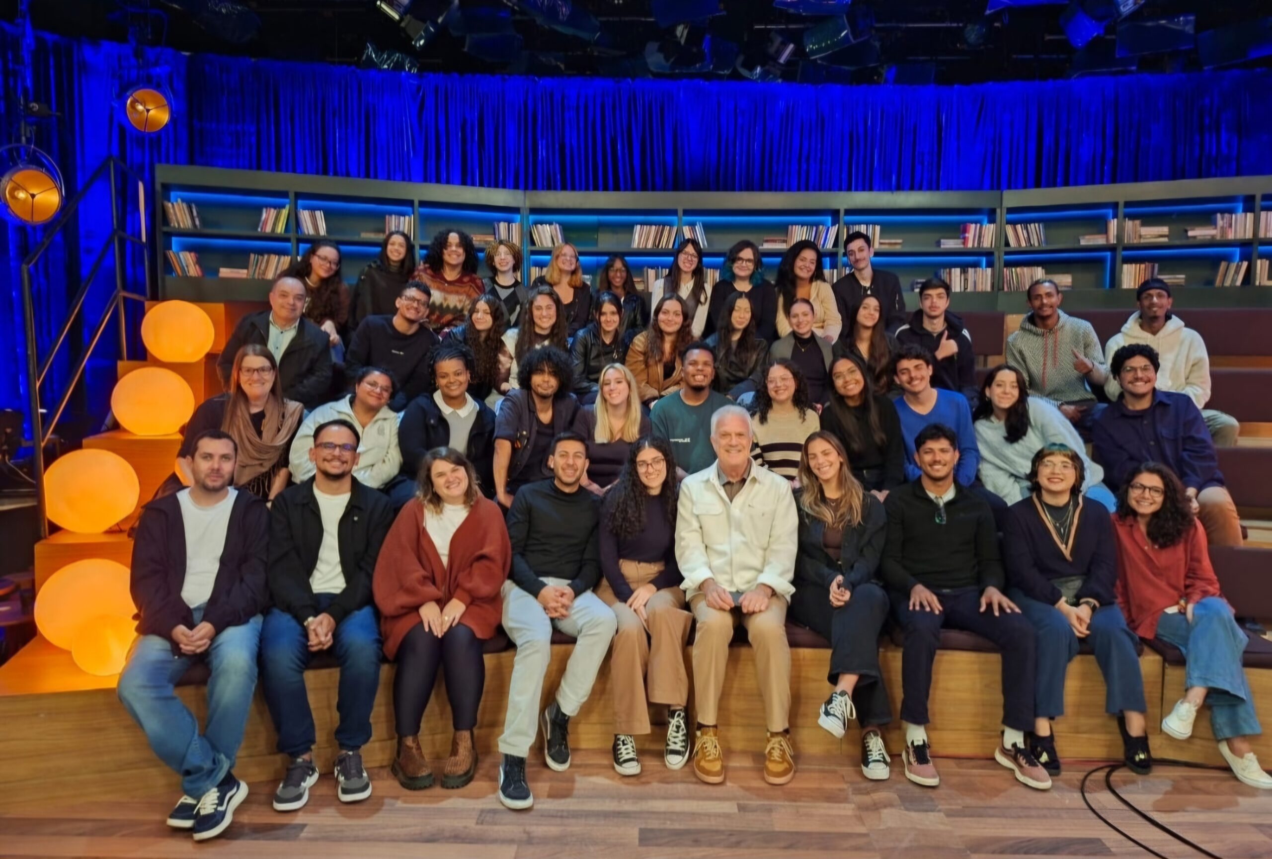 Alunos e professores na Globo no Conversa com Bial